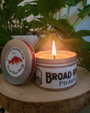 Load image into Gallery viewer, Broad River Breeze Candle
